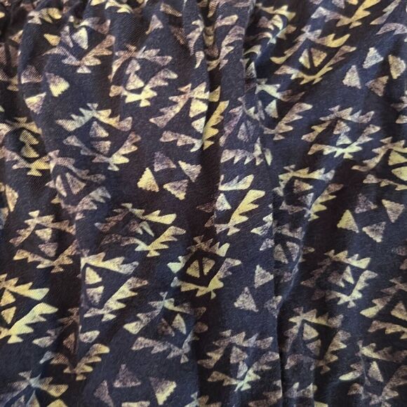 Hollister high waisted rayon shorts size small blueprint Aztec style ￼ - Picture 4 of 4